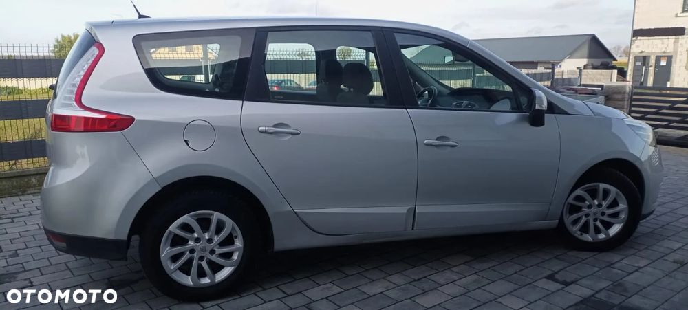 Renault Scenic 1.5 dCi Dynamique - 4