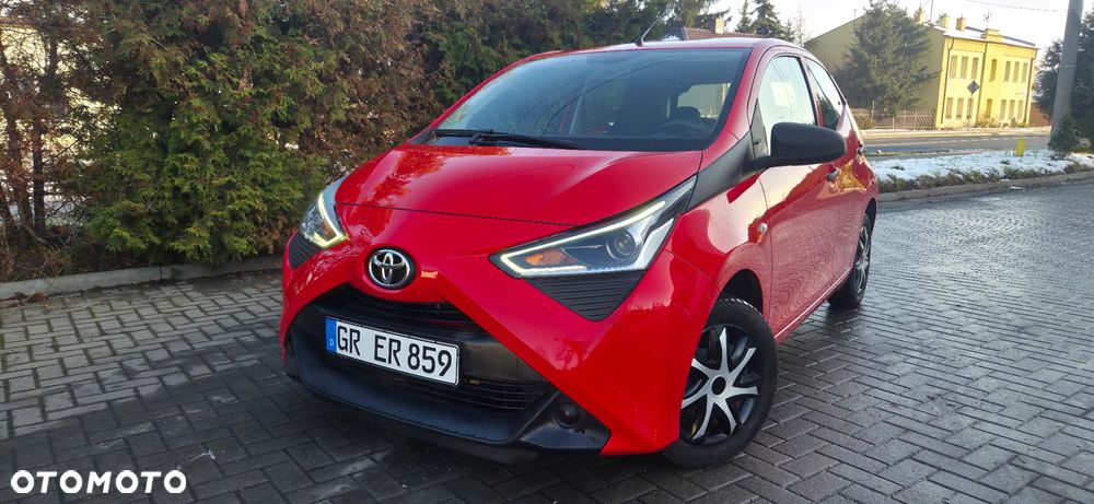 Toyota Aygo x-trend - 1