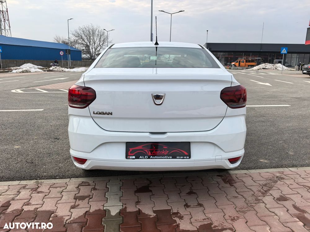 Dacia Logan TCe 90 Essential - 4