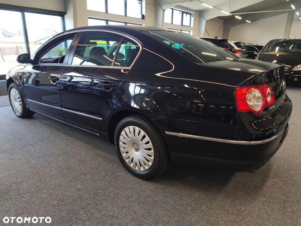 Volkswagen Passat 2.0 Blue TDI DSG SCR Comfortline - 5