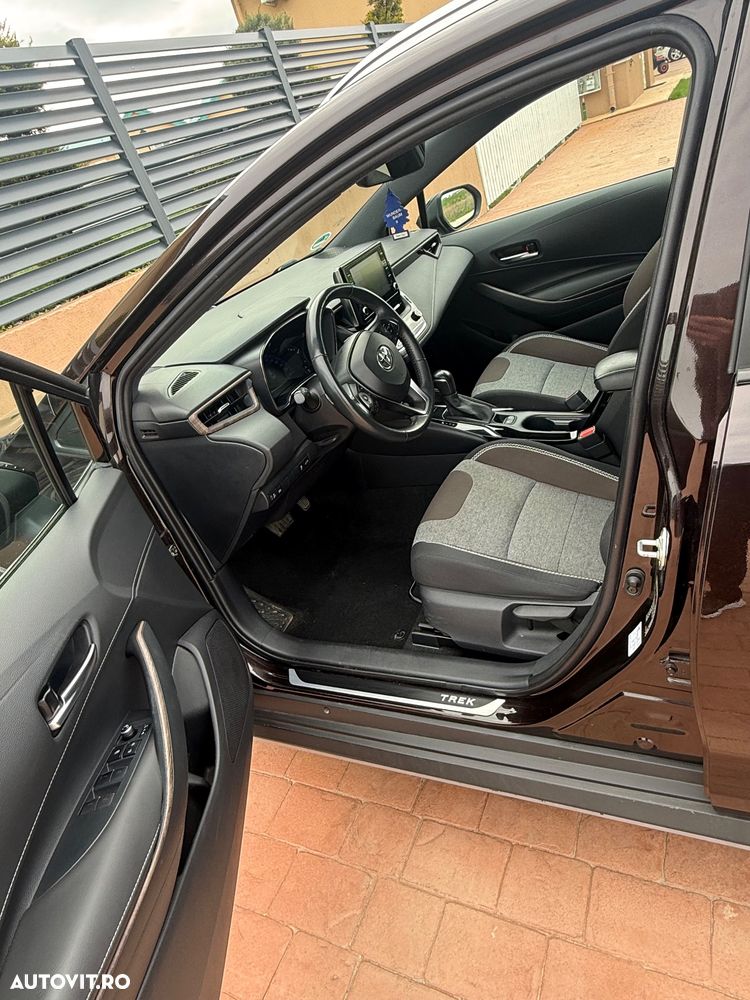 Toyota Corolla 2.0 HSD Exclusive Plus GR Sport Bi-Tone - 5