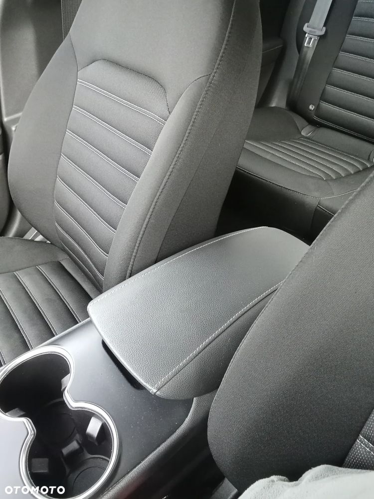 Ford Mondeo 1.5 EcoBoost Gold X (Trend) - 17