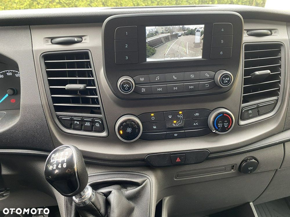 Ford Transit - 21
