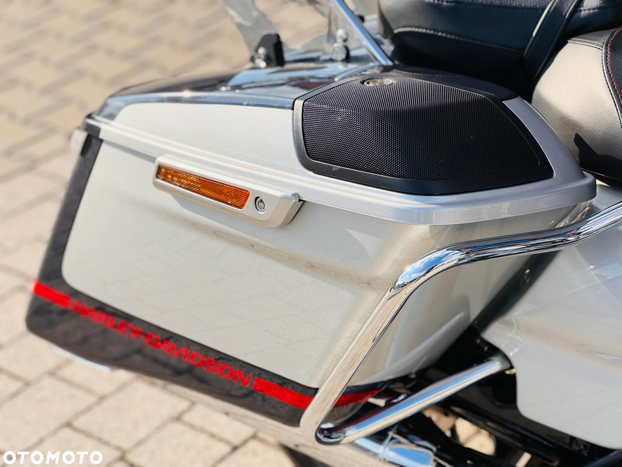 Harley-Davidson Touring Street Glide - 10