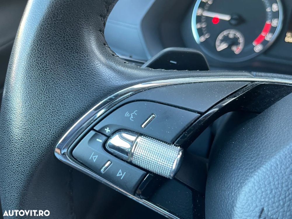 SKODA Octavia 2023 — imagine 17