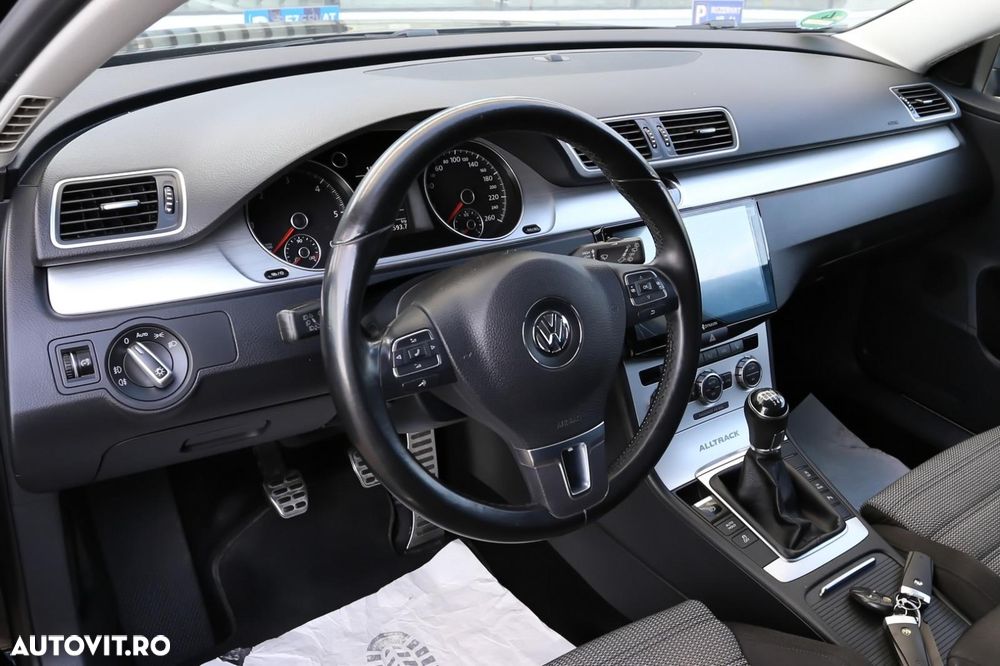 Volkswagen Passat Alltrack 2.0 TDI BMT - 19