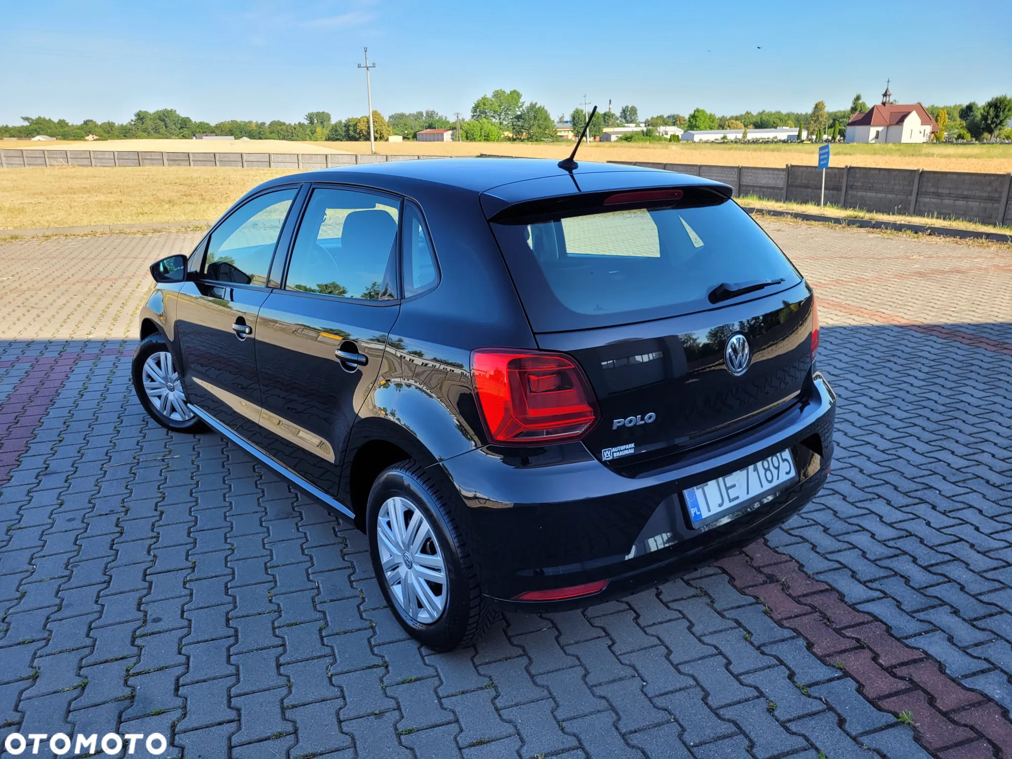 Volkswagen Polo 1.0 (Blue Motion Technology) Comfortline - 35