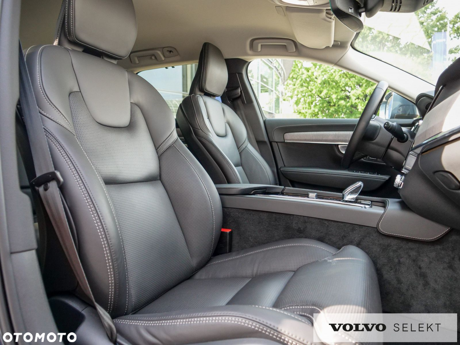 Volvo V90 Cross Country - 31