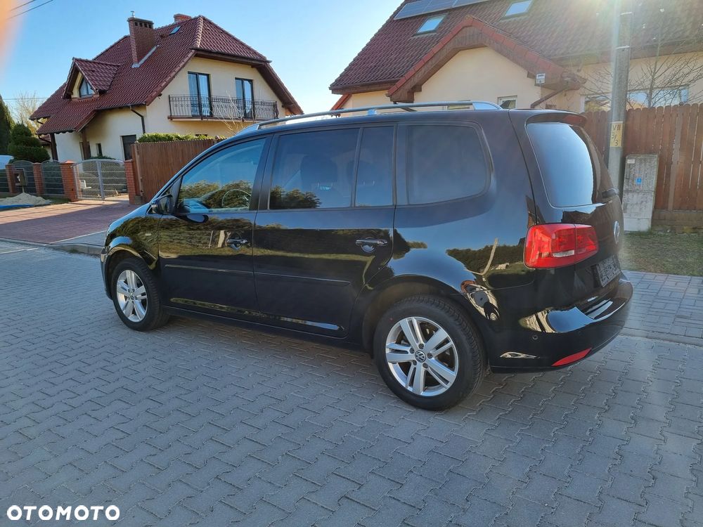 Volkswagen Touran 2.0 TDI DPF BlueMotion Technology MATCH - 6