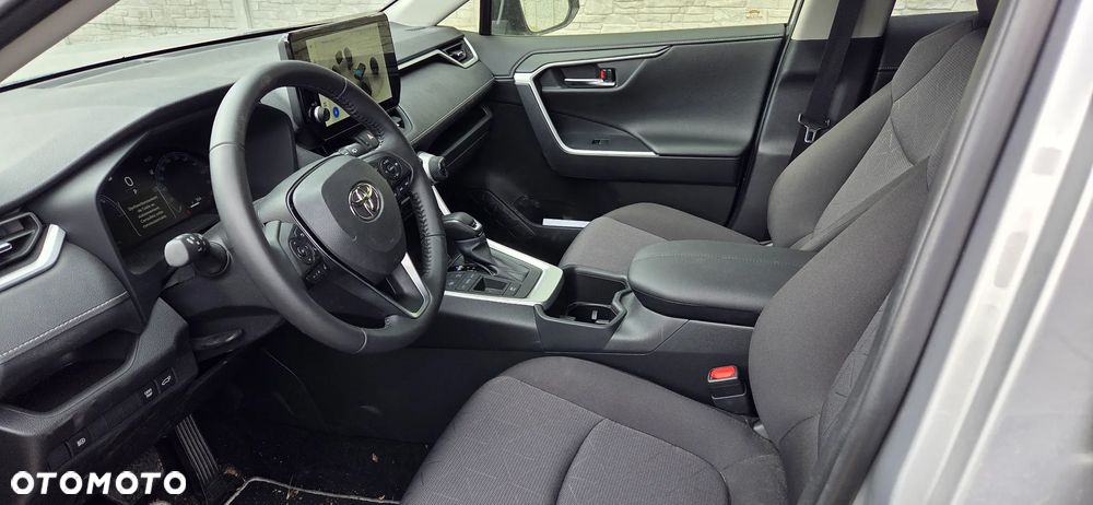 Toyota RAV4 - 10