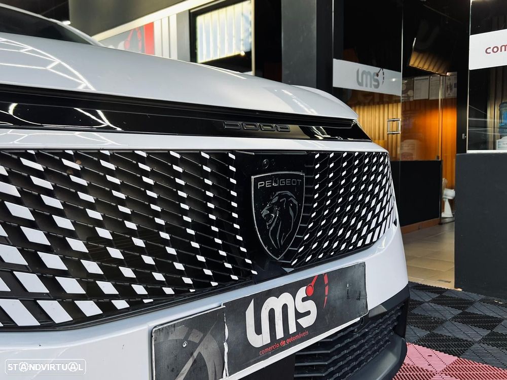 Peugeot 5008 1.2 Hybrid Allure e-DCS6 - 9