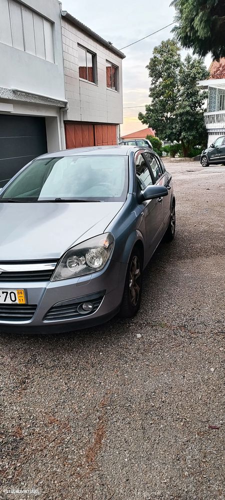 Opel Astra 1.3 CDTI Cosmo - 2