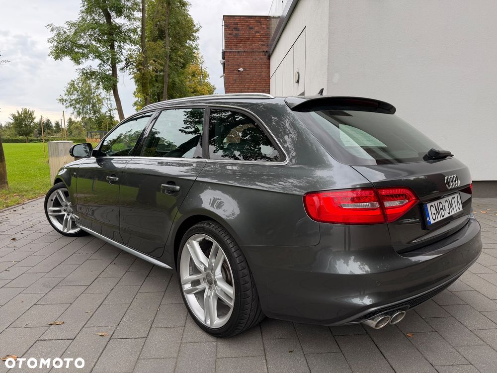 Audi A4 2013 photo 4