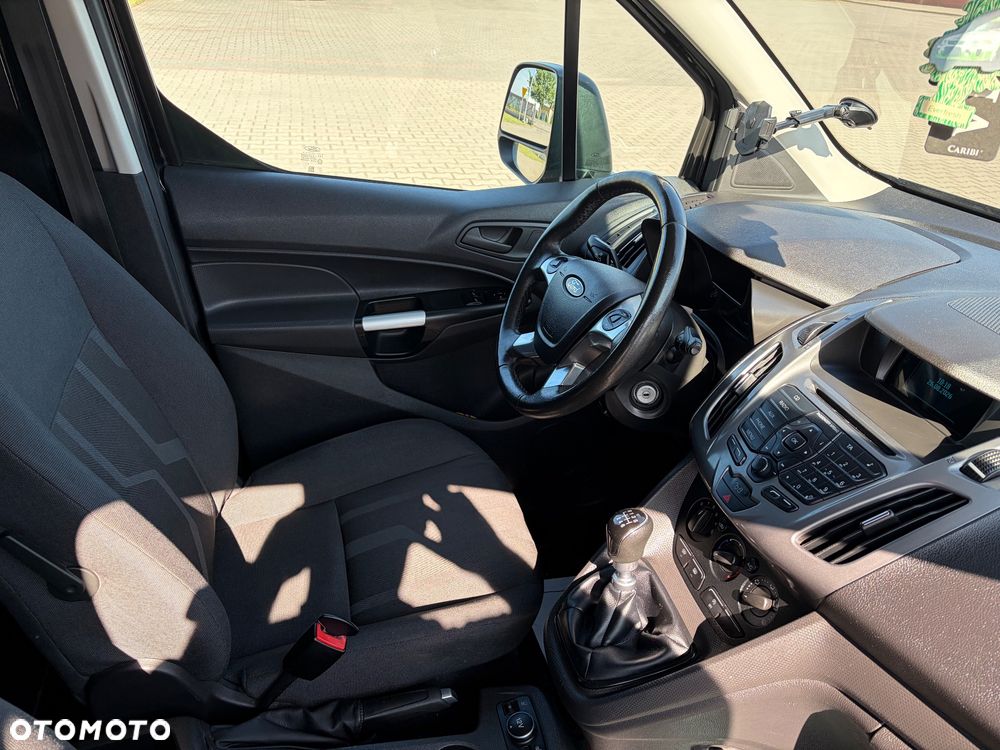 Ford Connect - 17