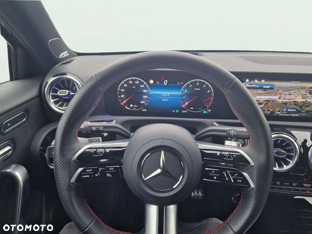 Mercedes-Benz Klasa A 220 4-Matic AMG Line 8G-DCT - 10