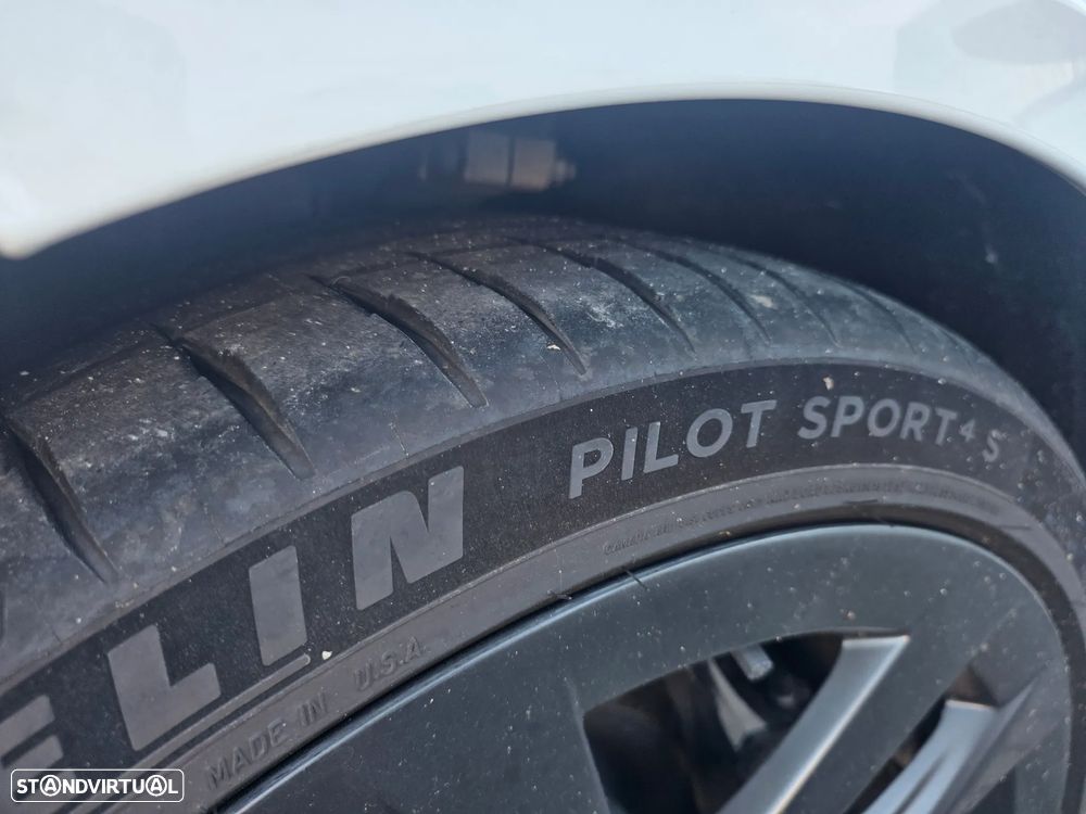 Tesla Model S Plaid AWD - 12