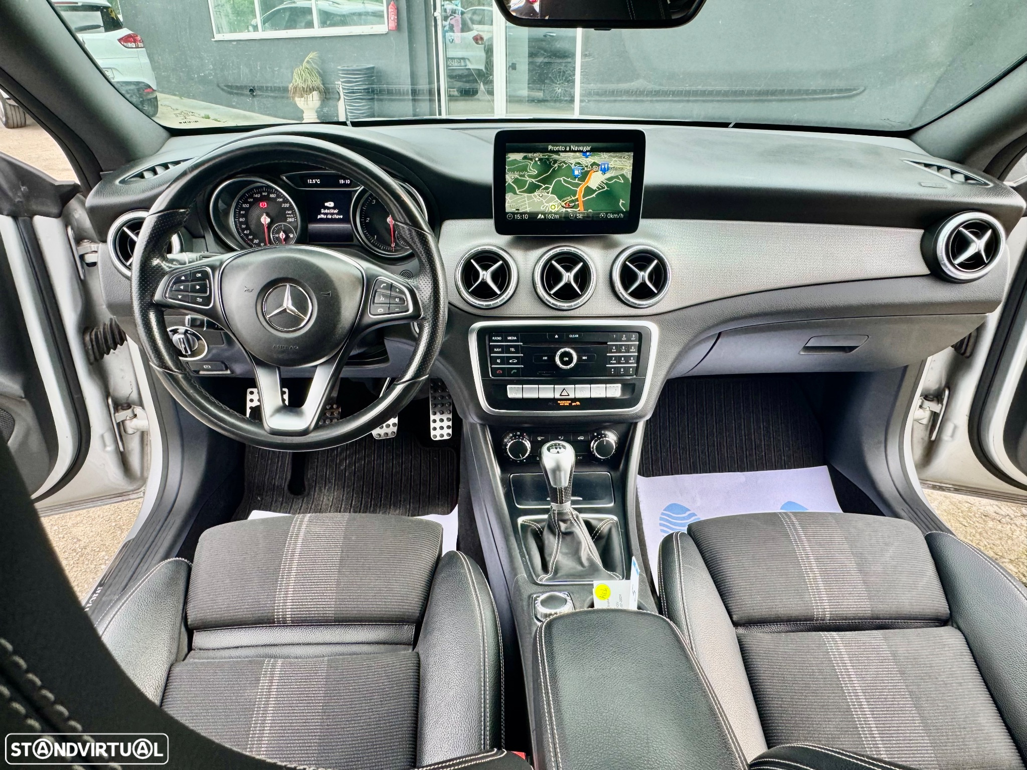 Mercedes-Benz CLA 180 CDi AMG Line - 44