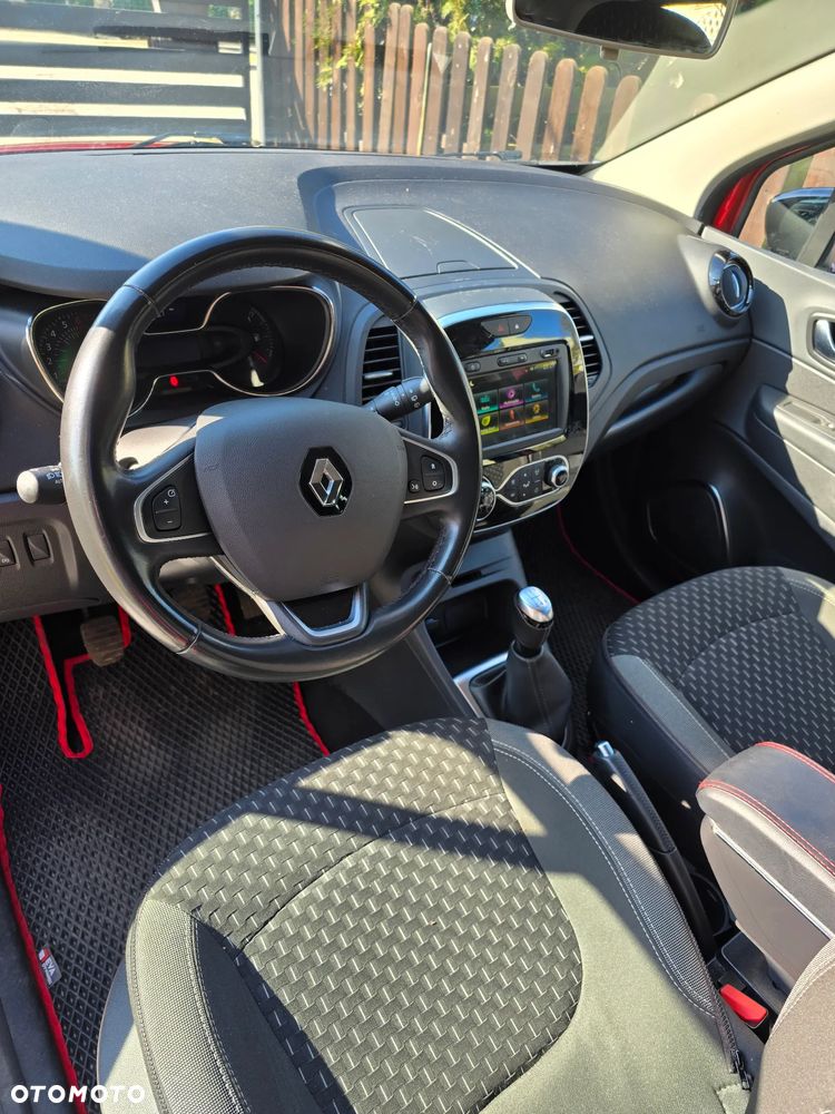 Renault Captur - 16