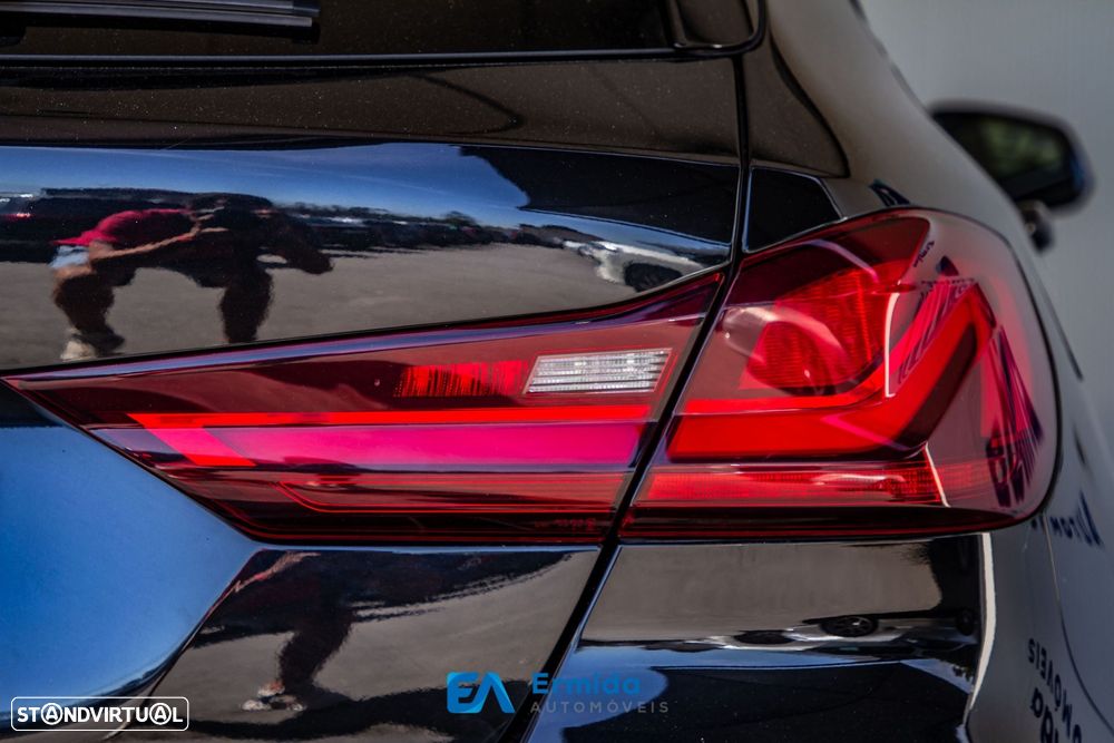 BMW 118 i Pack Desportivo M Auto - 11