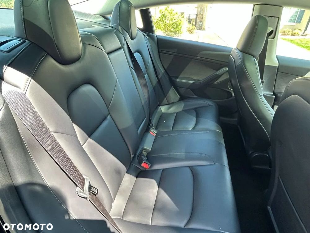 Tesla Model 3 Standard Reichweite Plus Hinterradantrieb - 8