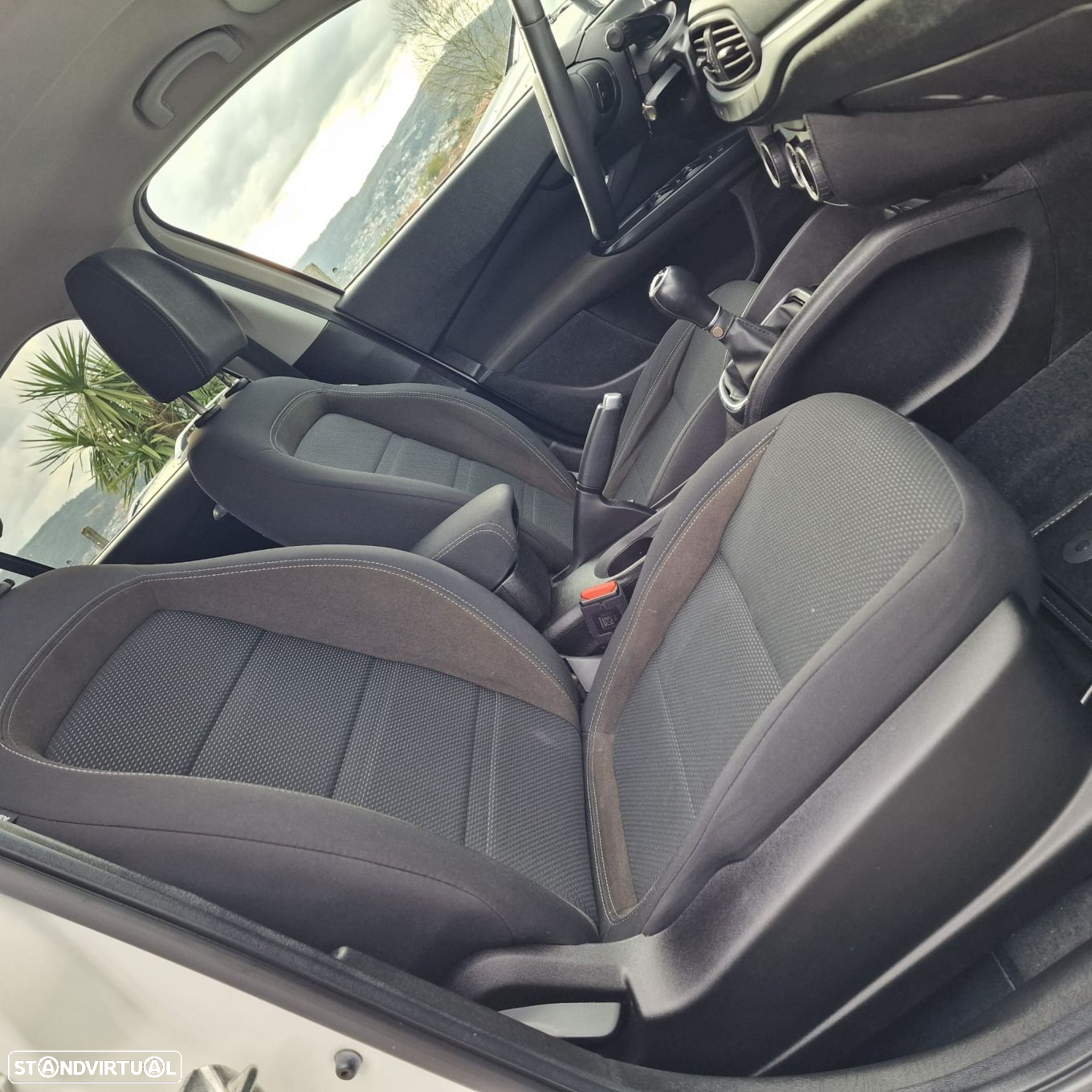 Fiat Tipo Station Wagon 1.3 M-Jet Lounge - 33