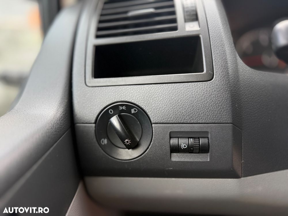 Volkswagen Transporter Doka Syncro 4Motion Utilitara - 17