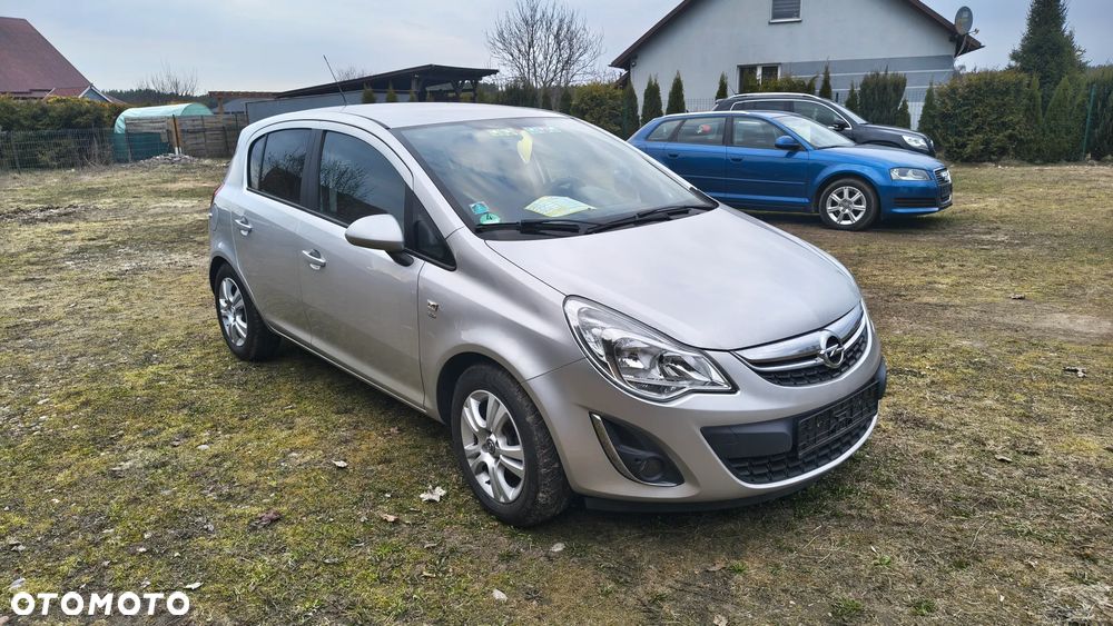 Opel Corsa 1.4 16V Satellite - 2