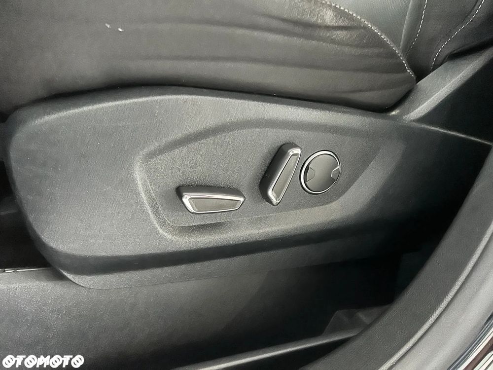 Ford S-Max 2.0 EcoBlue Titanium - 13