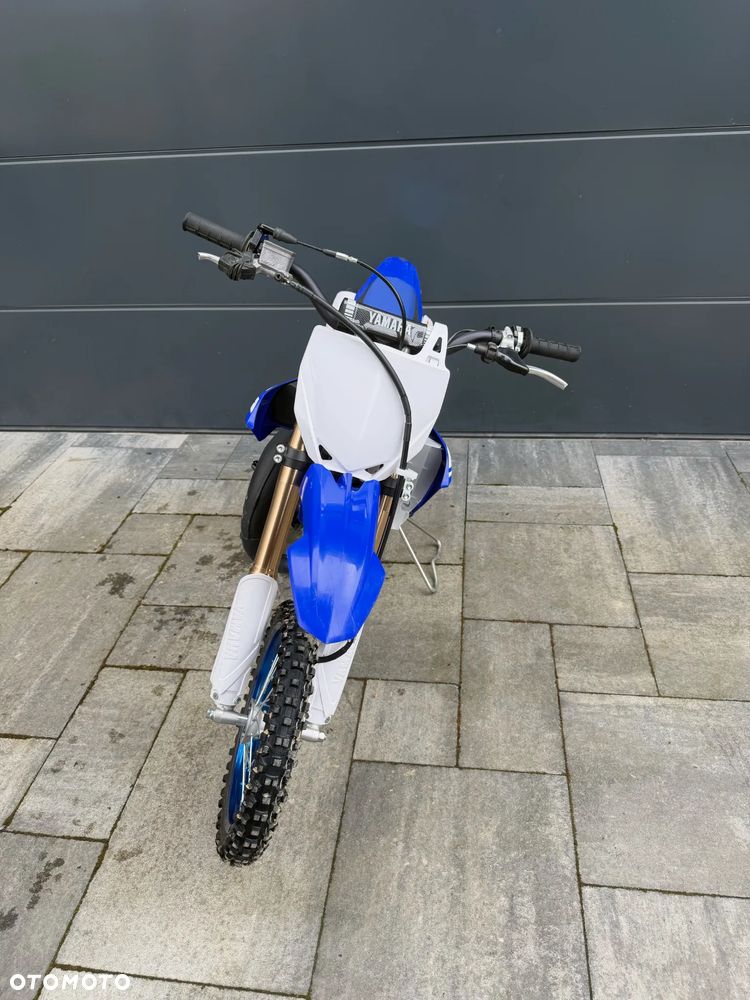 Yamaha YZ - 5