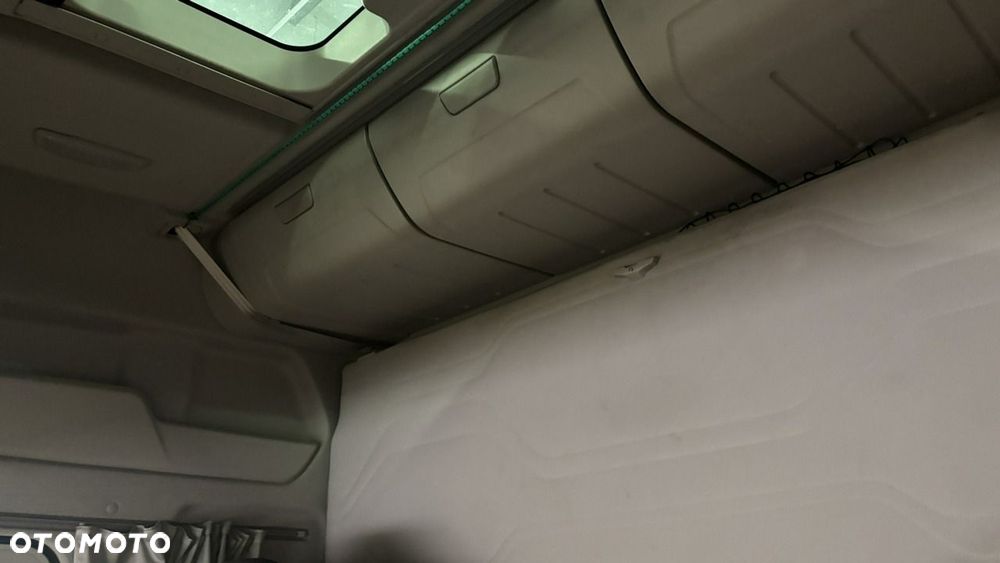 Ford F-MAX - 19
