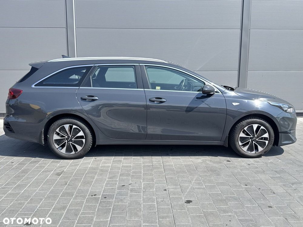 Kia Ceed 1.5 T-GDI M DCT - 10