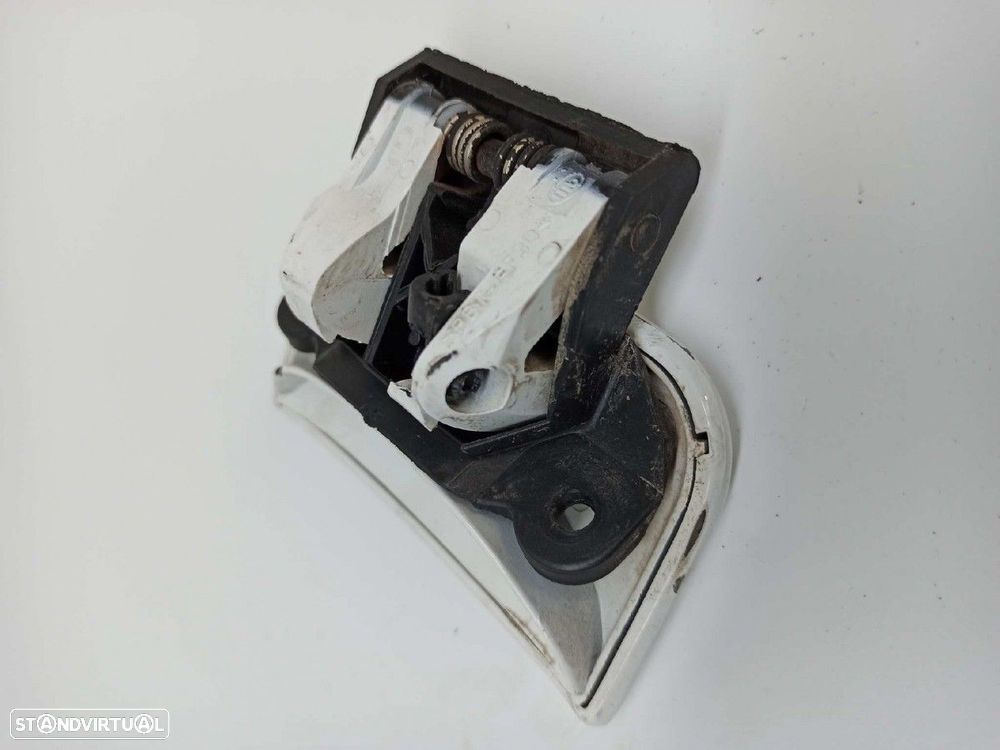 PUXADOR EXTERIOR FRENTE ESQUERDO PEUGEOT PARTNER (S2) COMBI PLUS - 2