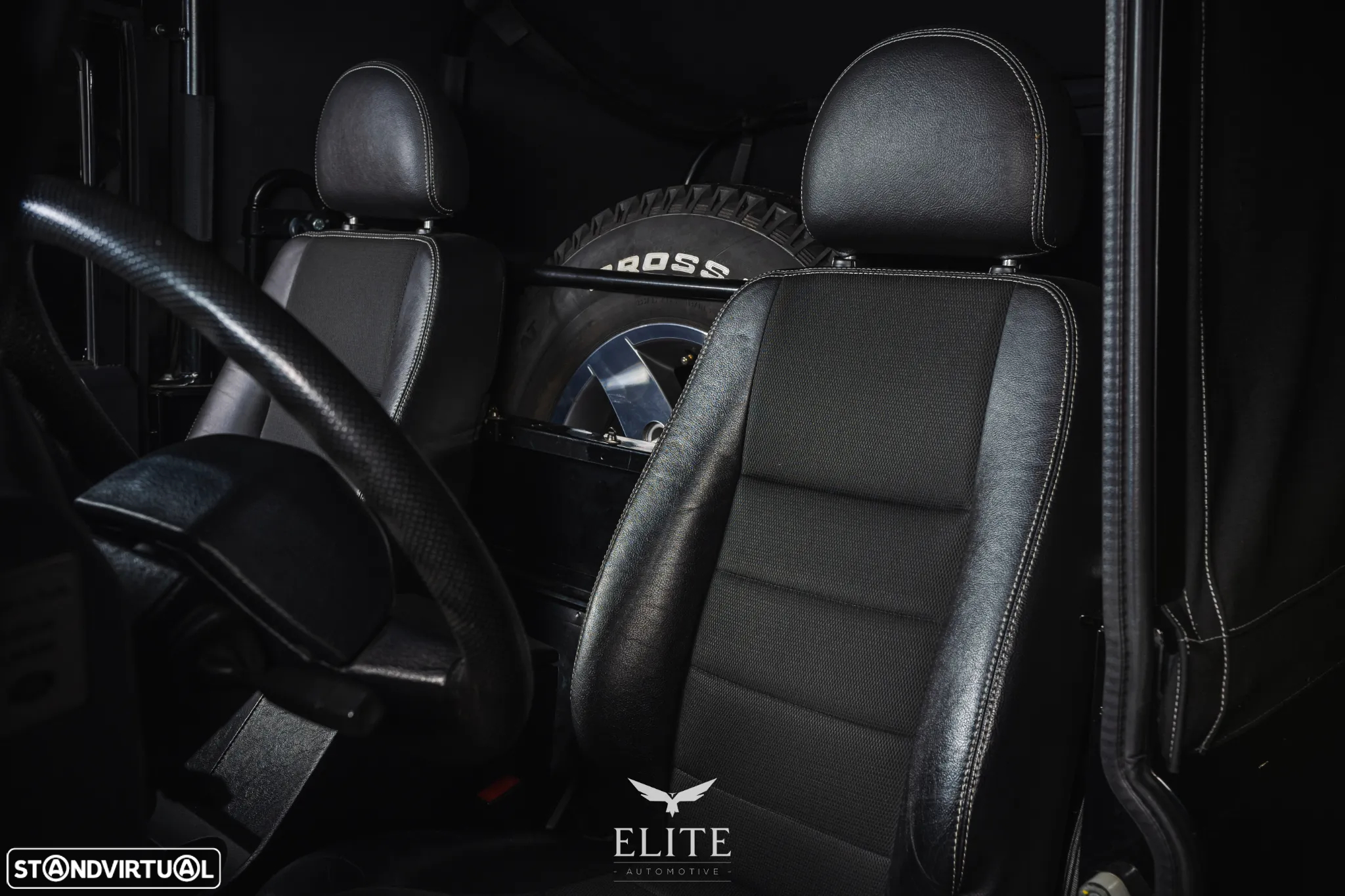 Land Rover Defender 90 SW 2.2 CRD SE - 26
