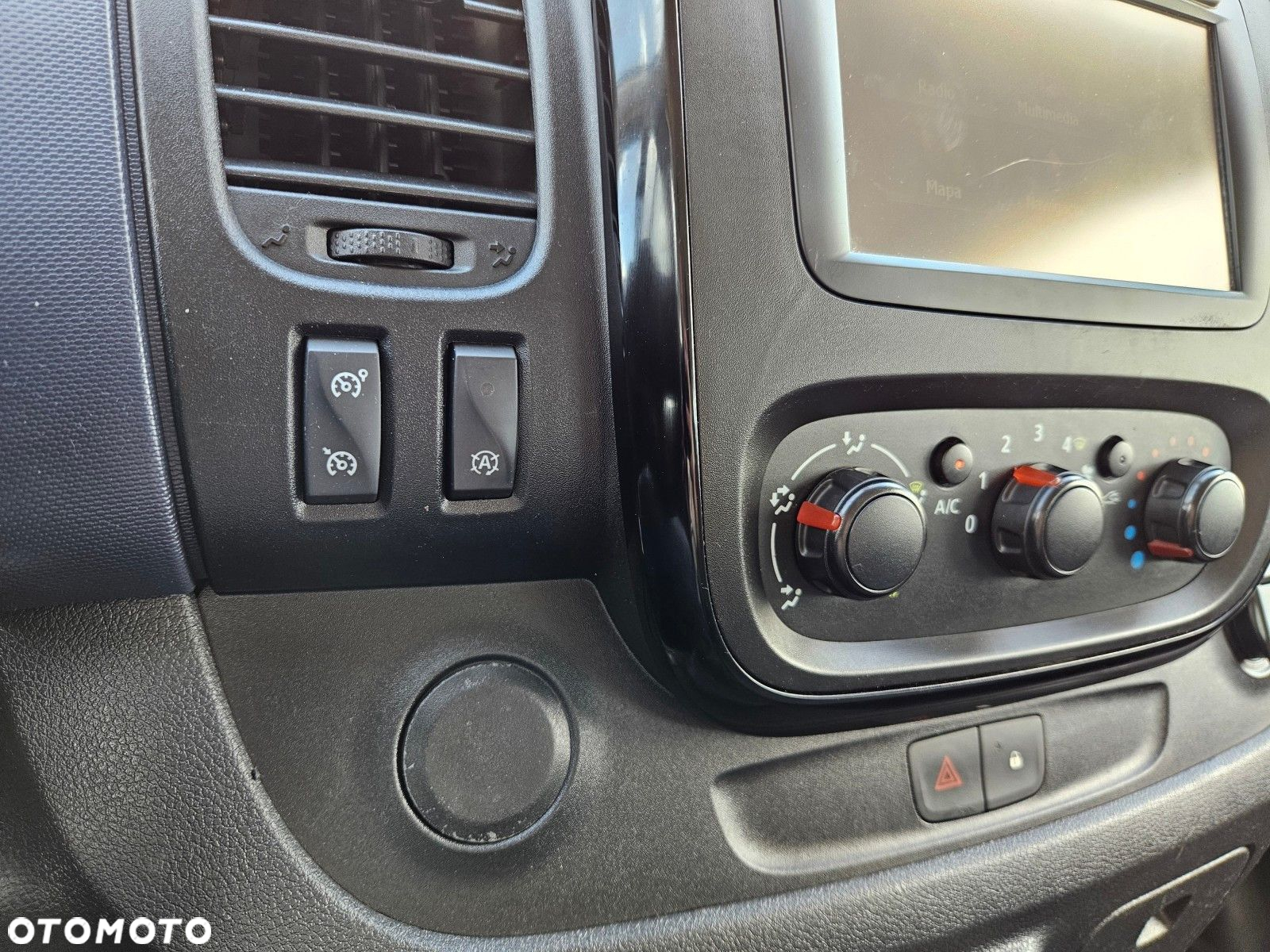 Opel Vivaro - 26