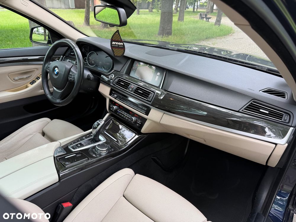 BMW Seria 5 530d xDrive Luxury Line - 39