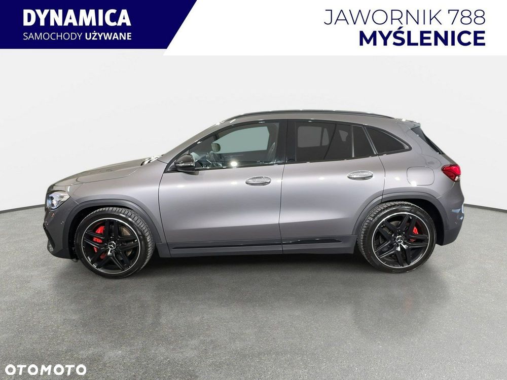 Mercedes-Benz GLA - 5