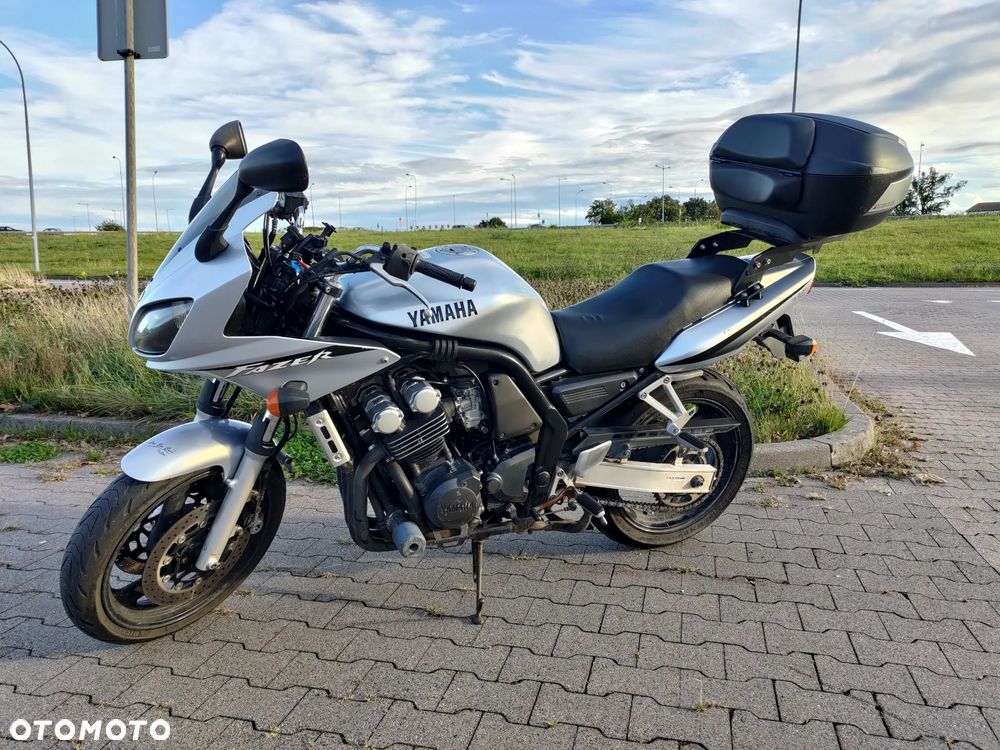 Yamaha FZS - 3