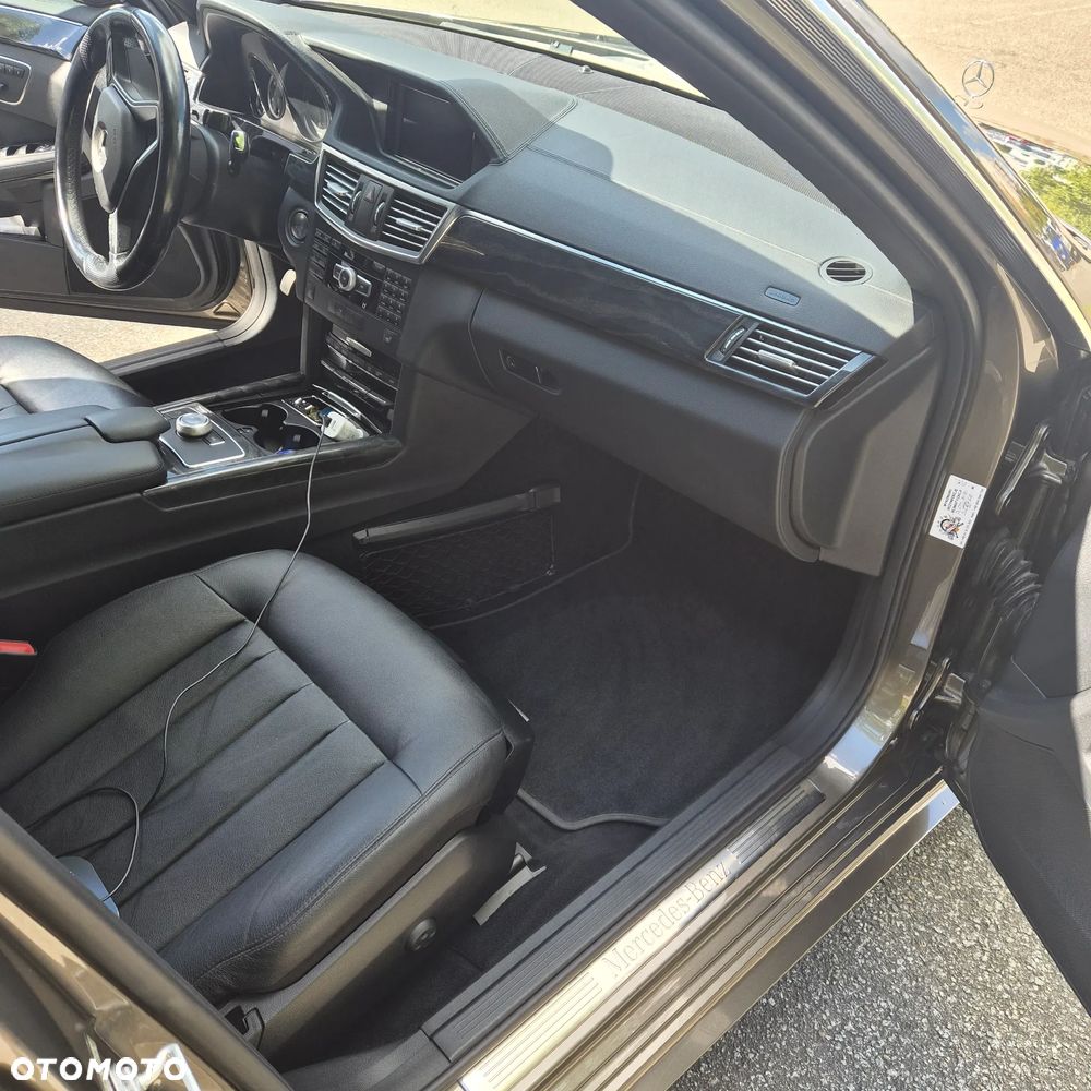 Mercedes-Benz Klasa E 350 4-Matic BlueEff Avantgarde - 33