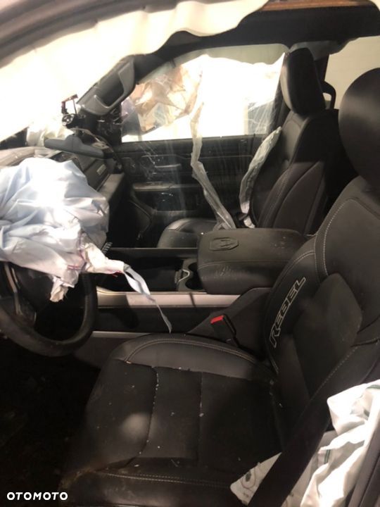 DACH DODGE RAM 1500 2019 + QUAD CAB - 10