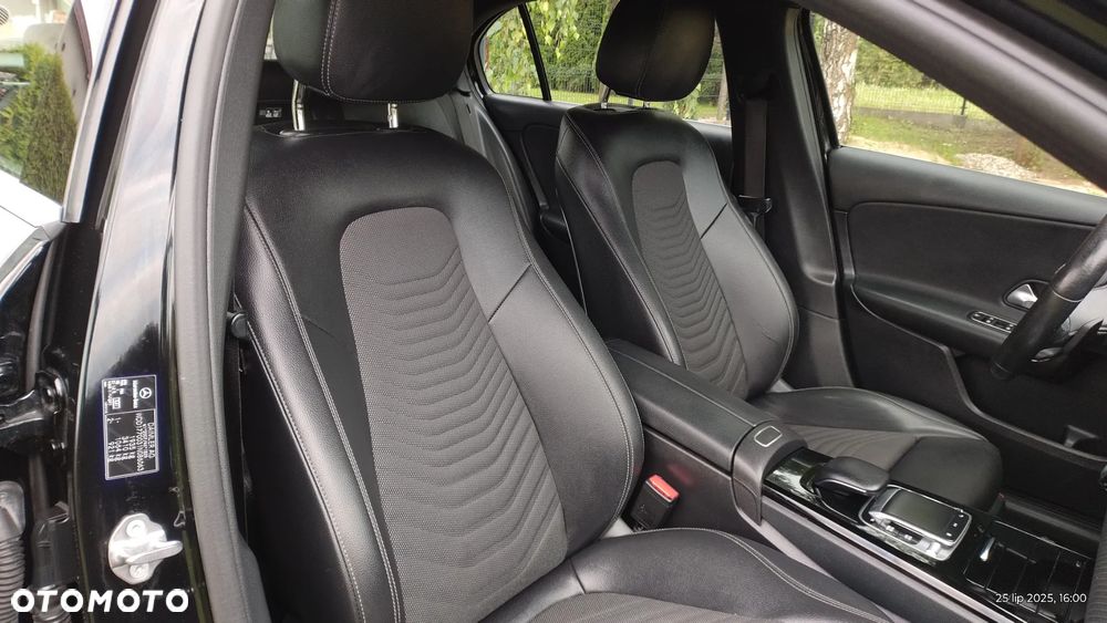 Mercedes-Benz Klasa A 180 d Style 7G-DCT - 16