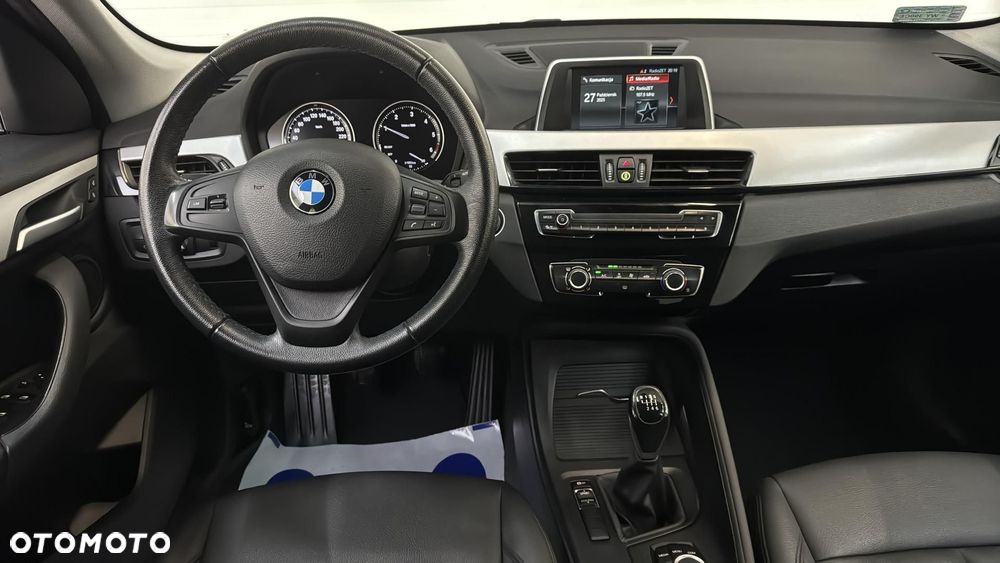 BMW X1 sDrive16d - 15
