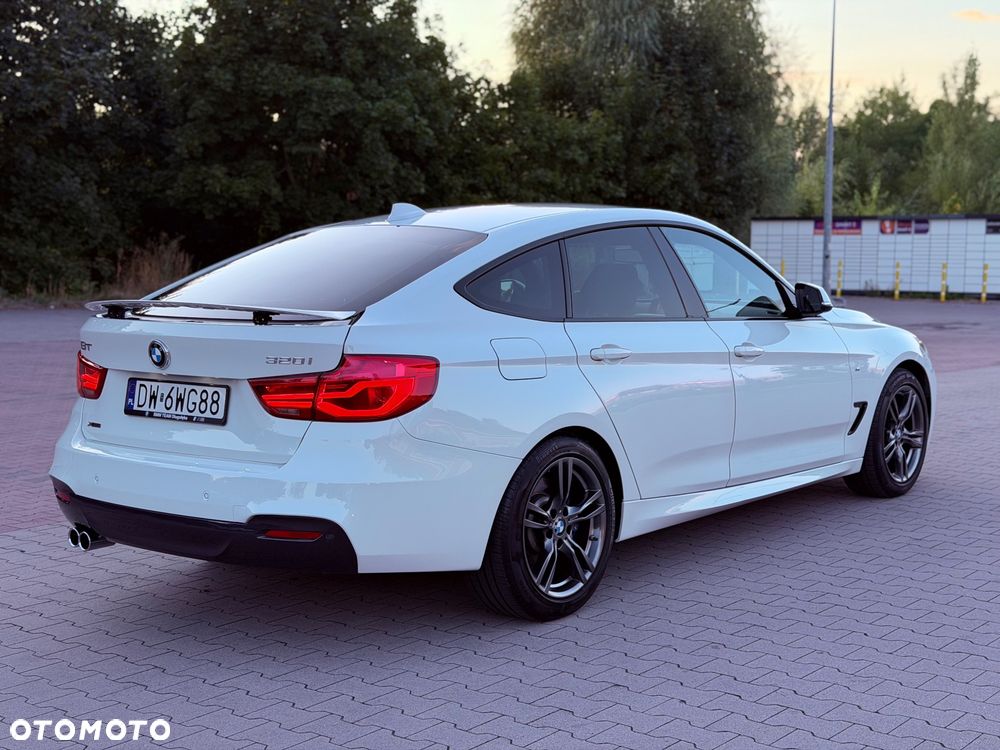 BMW 3GT 320i xDrive M Sport sport - 11