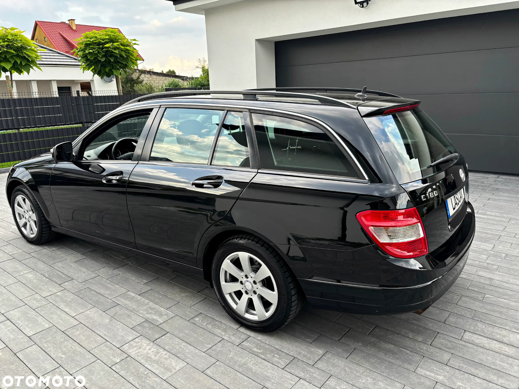 Mercedes-Benz Klasa C 180 T Kompressor - 19