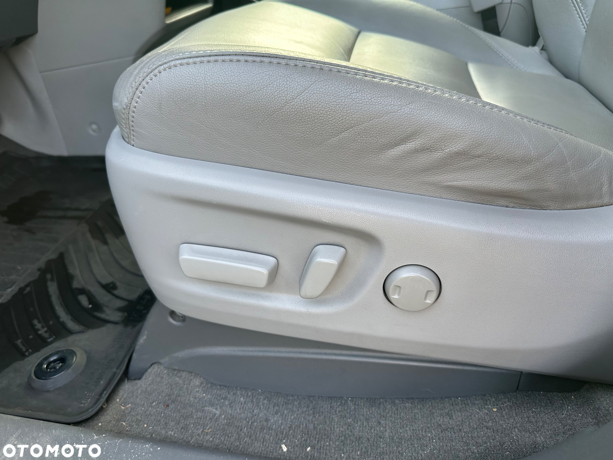 Toyota Sienna 3.5 V6 XLE AWD - 34