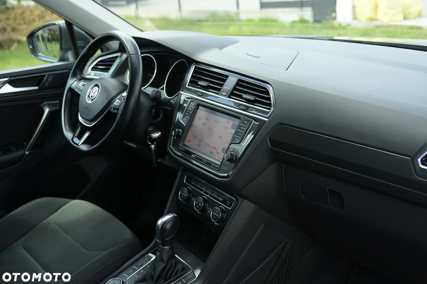 Volkswagen Tiguan - 19