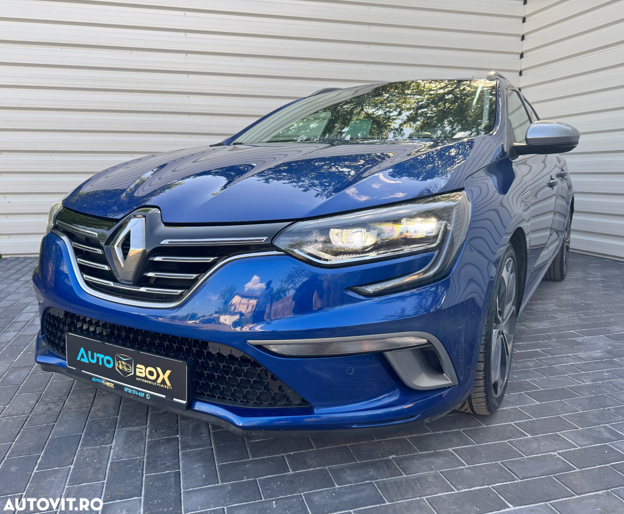 Renault Megane ENERGY dCi 130 GT LINE - 10