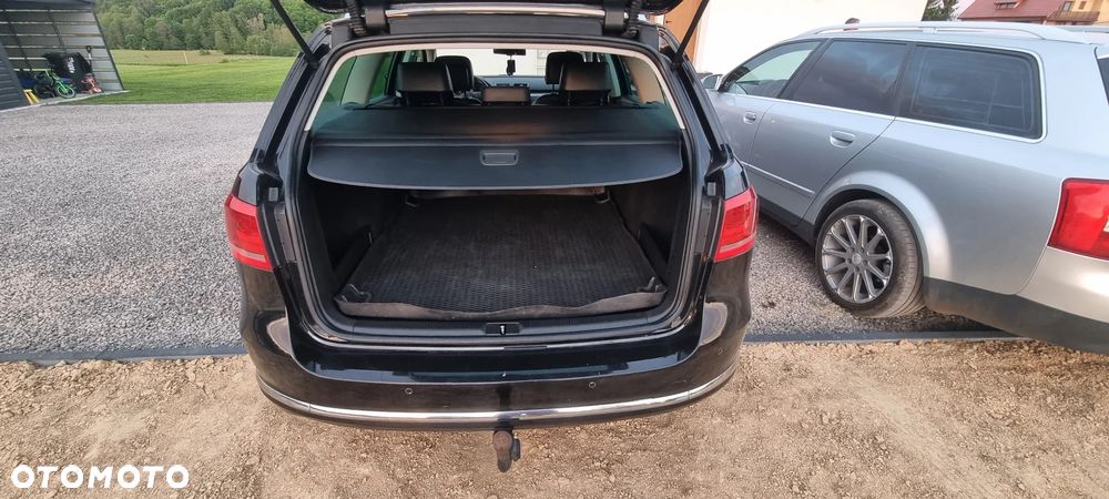 Volkswagen Passat 2.0 TDI 4Mot Highline - 10