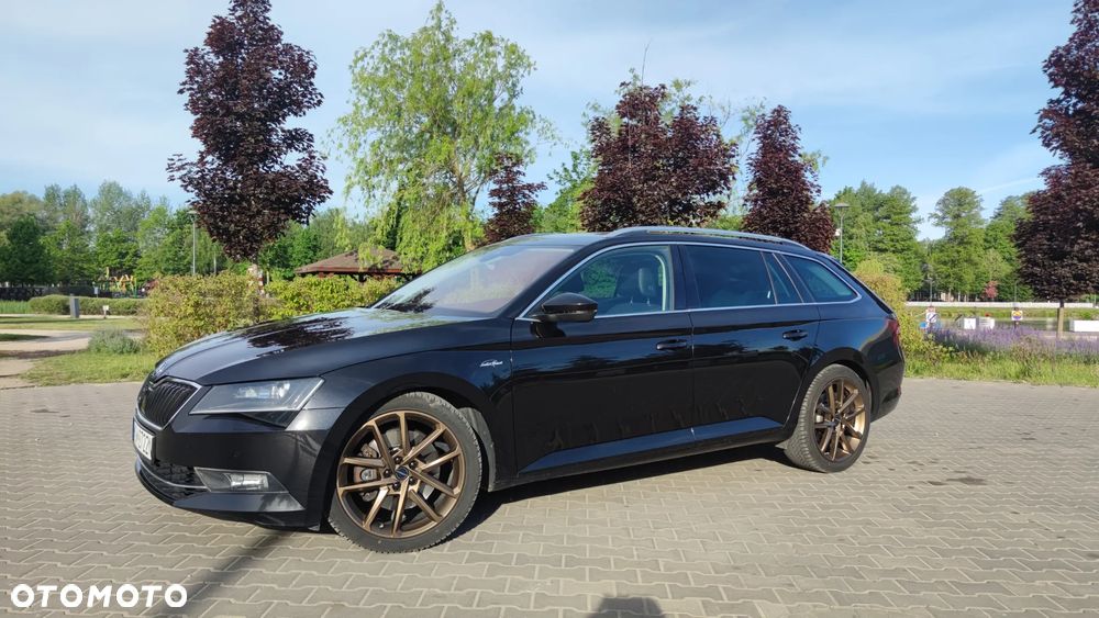 Skoda Superb 2.0 TSI 4x4 L&K DSG - 2