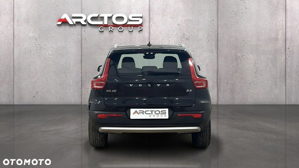 Volvo XC 40 B3 Core - 4