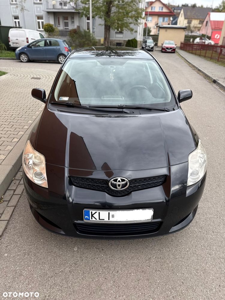 Toyota Auris 2.0 D-4D Luna - 2